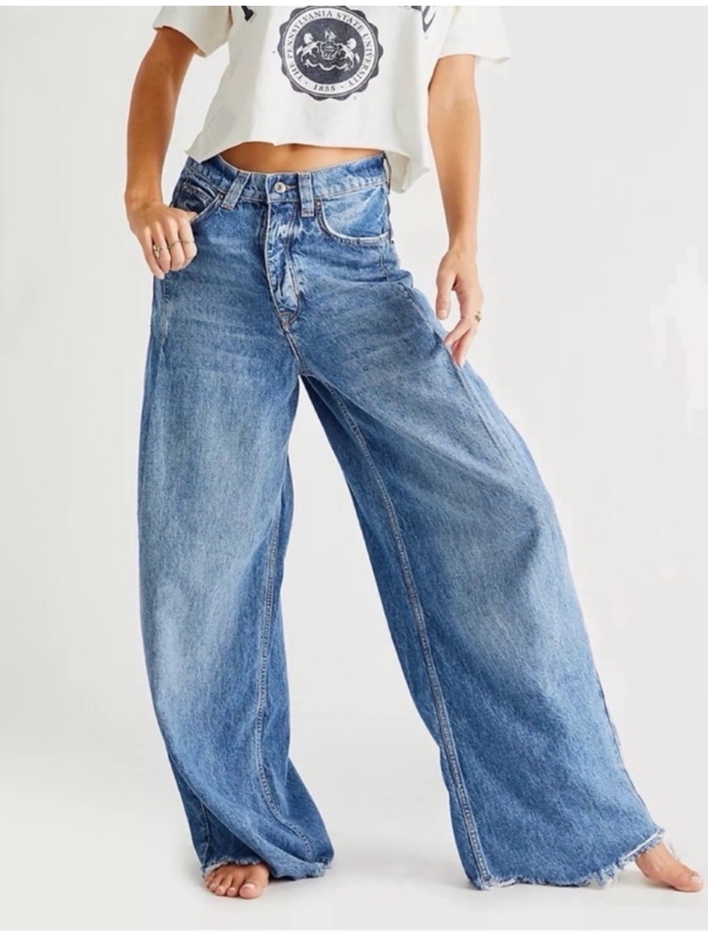 We The Free Old West Slouchy Jeans High Rise Wide Leg Blue Size 28